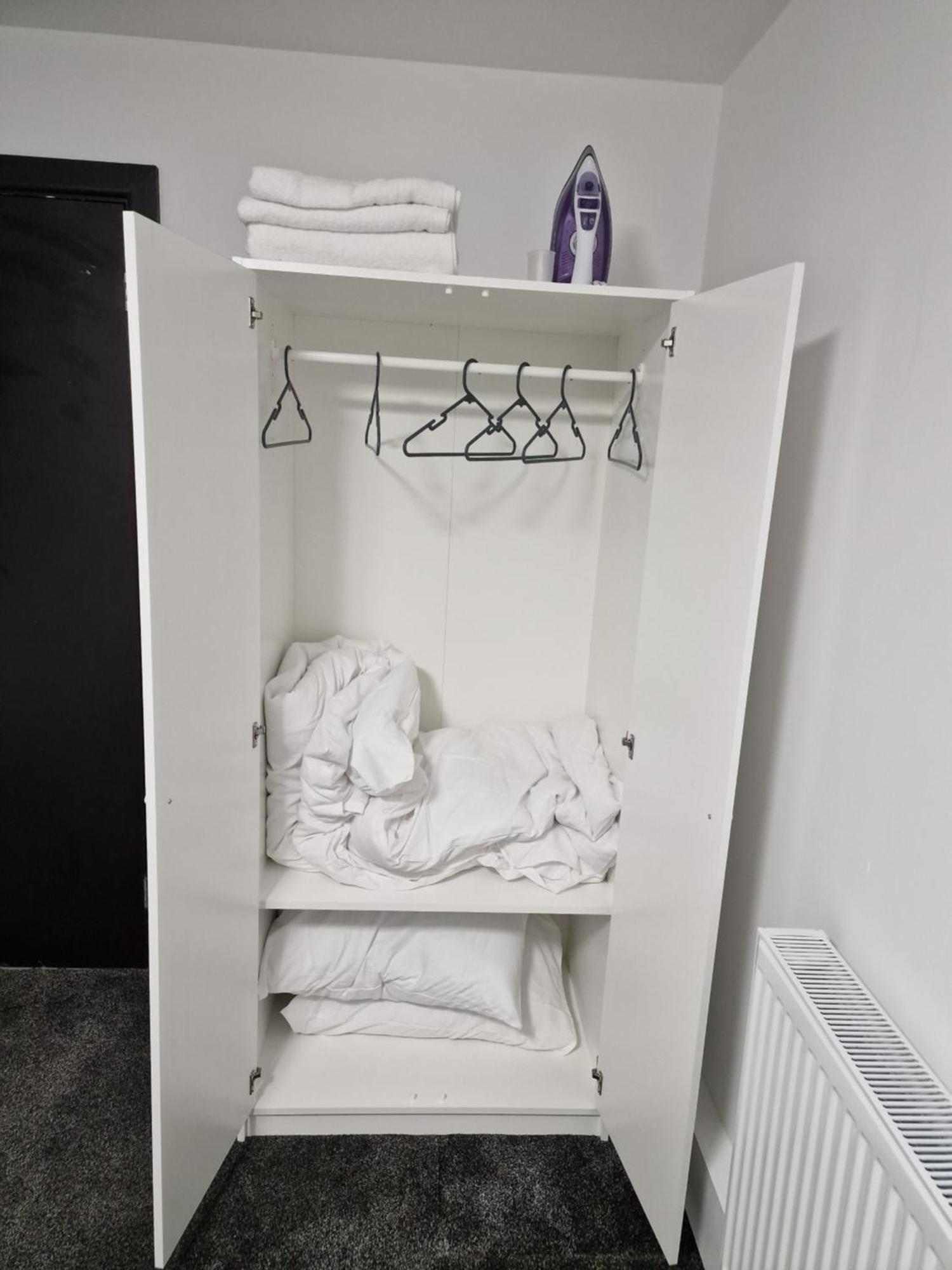 Ckb Flat- Comfort, Cosy, And Secure! Codsall Esterno foto