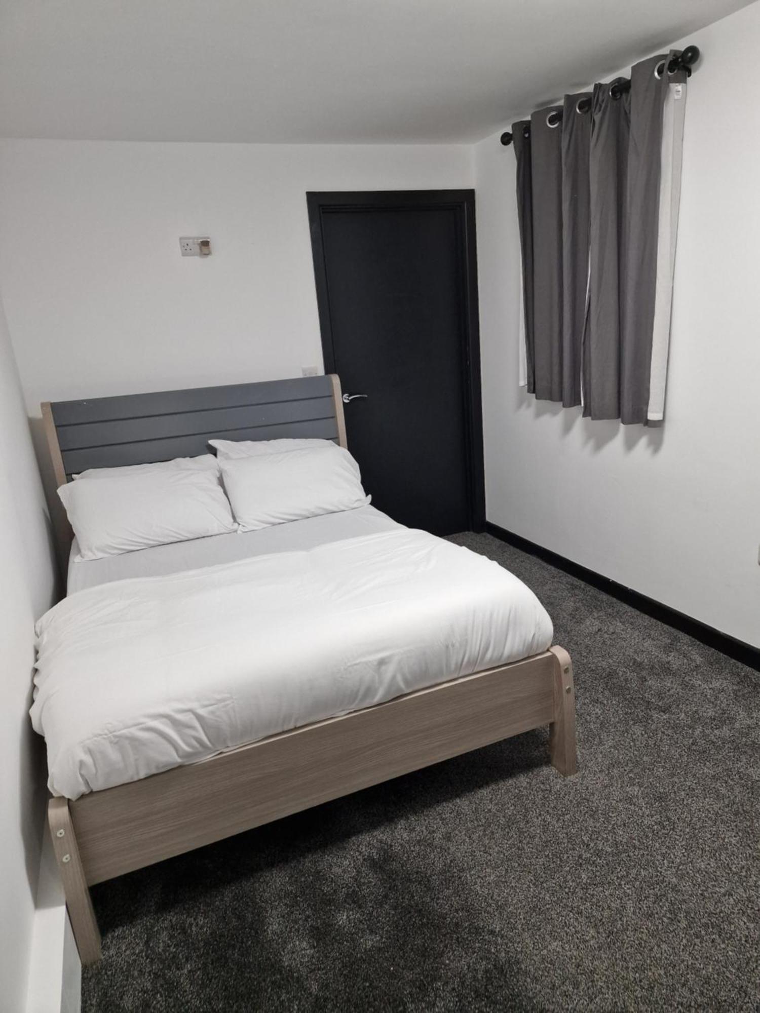 Ckb Flat- Comfort, Cosy, And Secure! Codsall Esterno foto